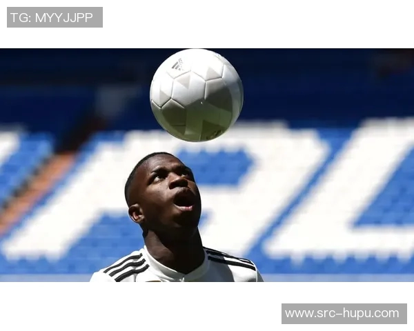 赫伊森：维尼修斯？媒体把没那么严重的事闹得沸沸扬扬